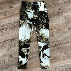 New, CALIA High Rise 7/8 Legging